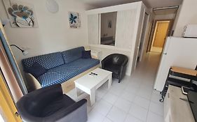 Bonito Apartamento Con Piscina